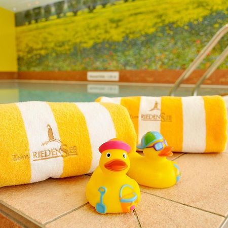 Pension Zum Riedensee Bastorf ภายนอก รูปภาพ