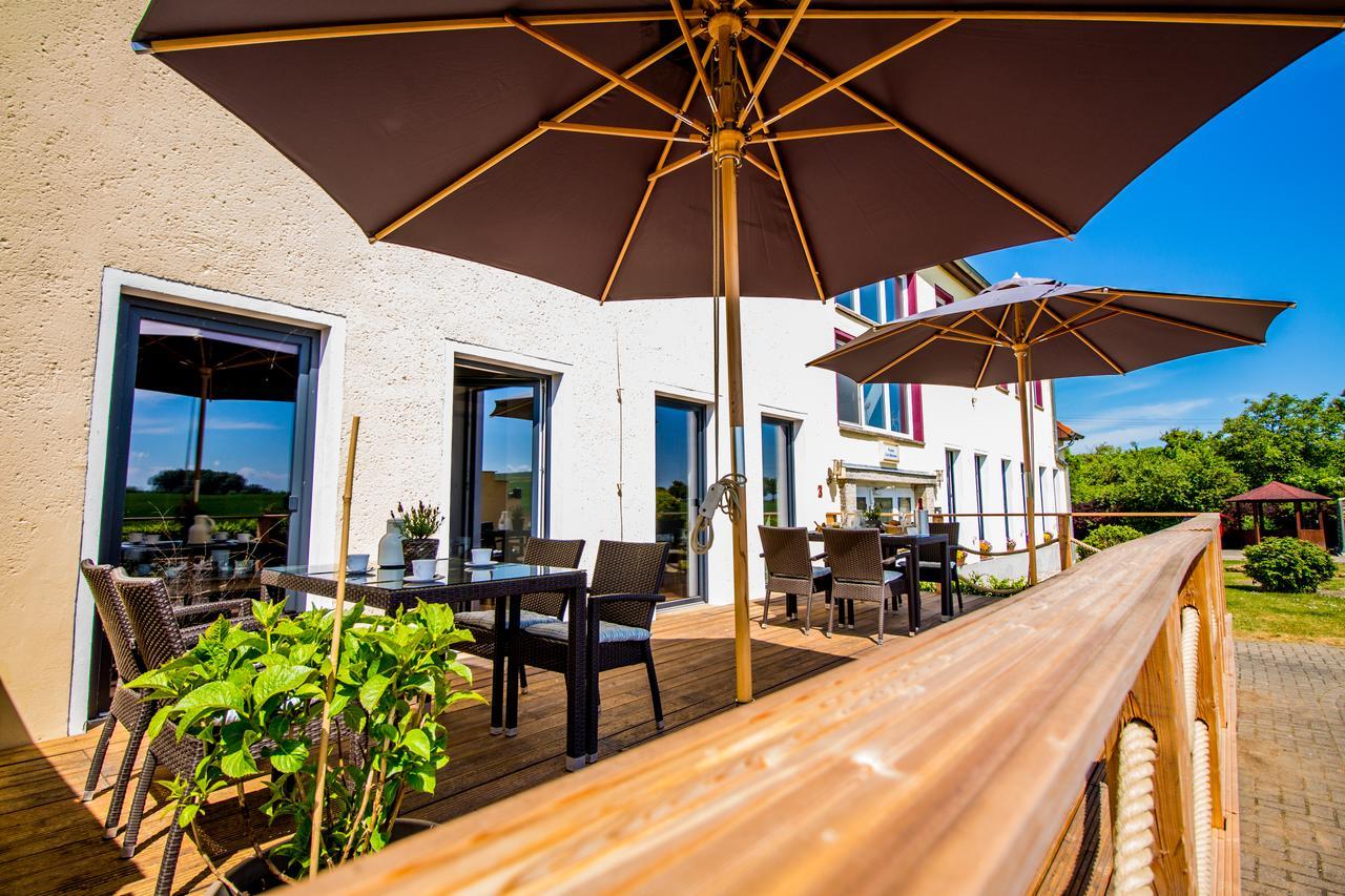 Pension Zum Riedensee Bastorf ภายนอก รูปภาพ