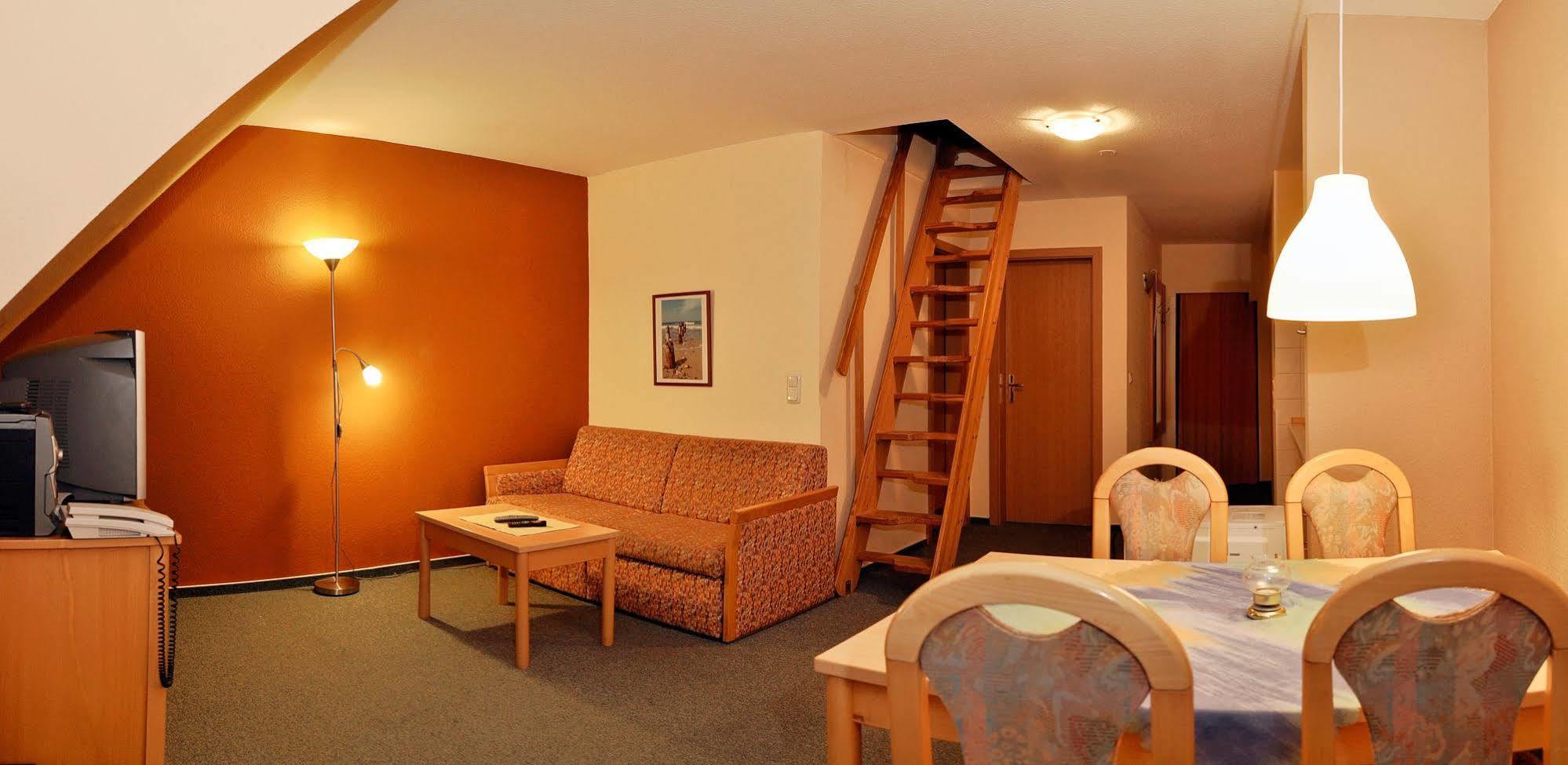 Pension Zum Riedensee Bastorf ภายนอก รูปภาพ