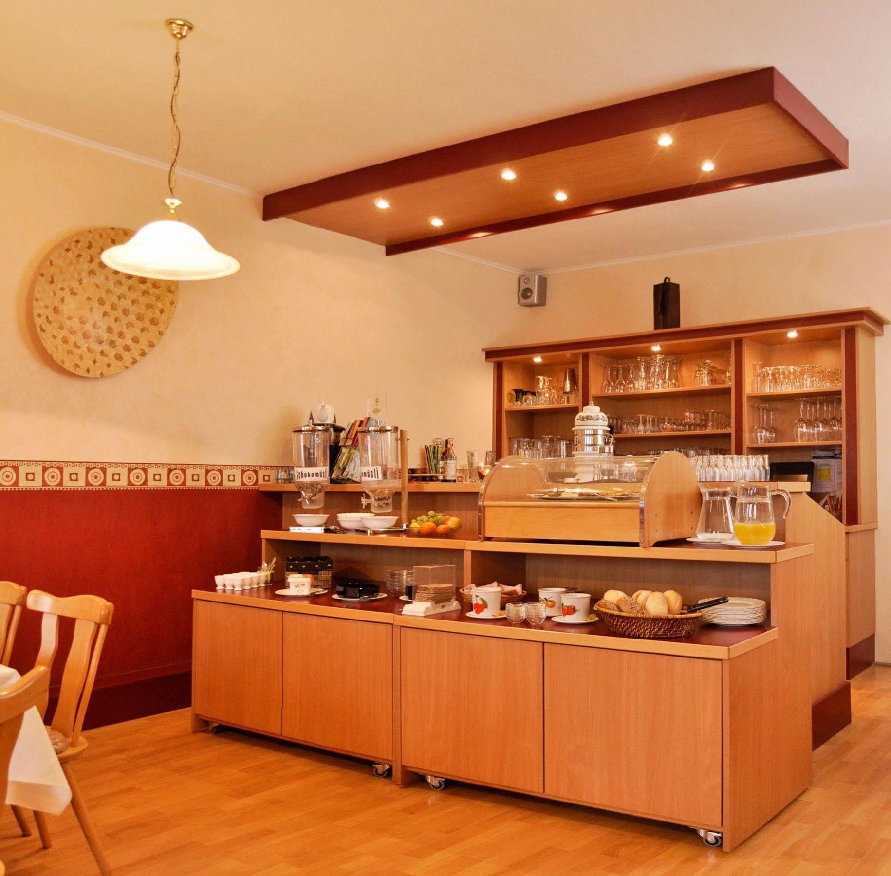 Pension Zum Riedensee Bastorf ภายนอก รูปภาพ