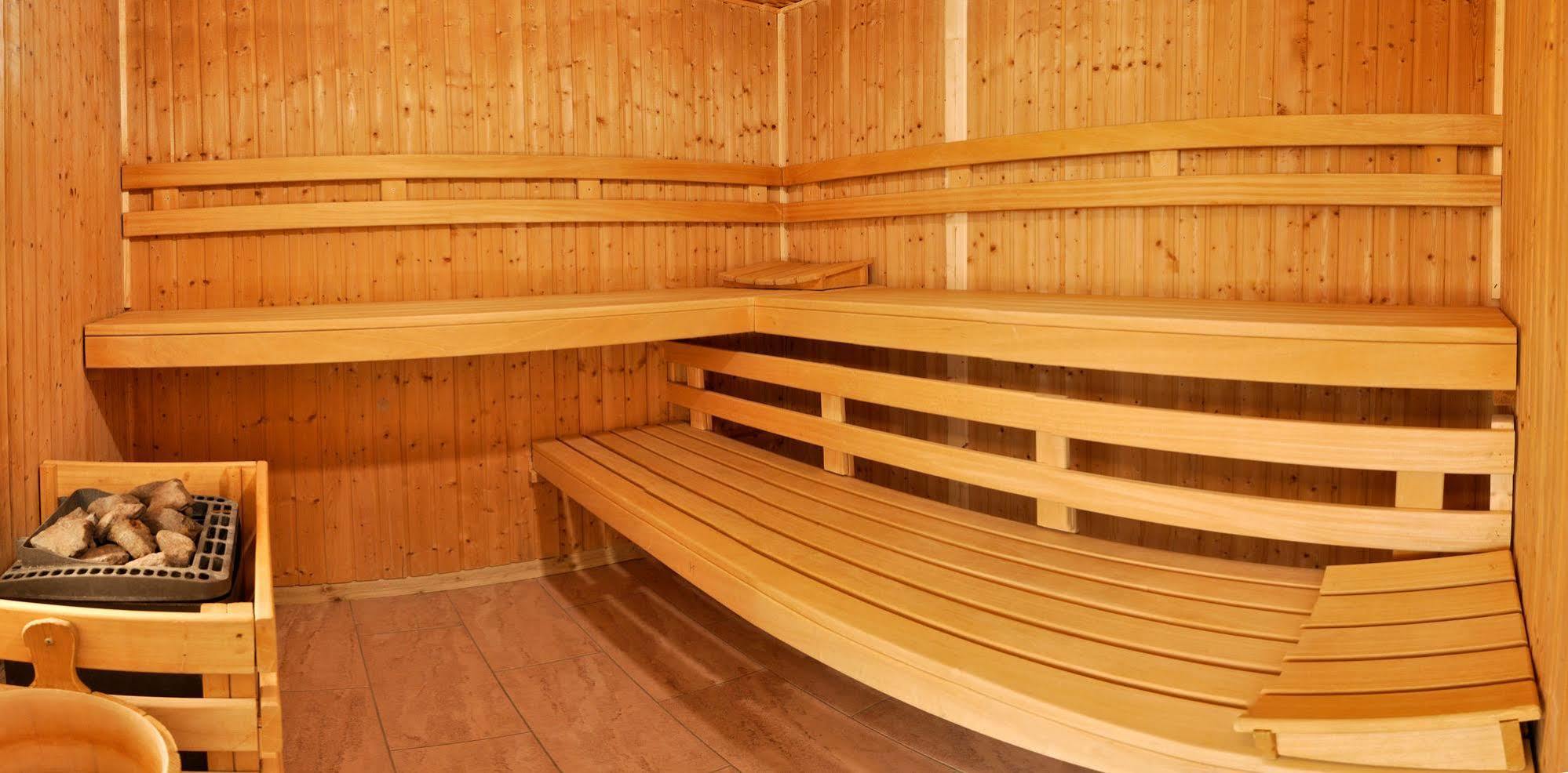 Pension Zum Riedensee Bastorf ภายนอก รูปภาพ
