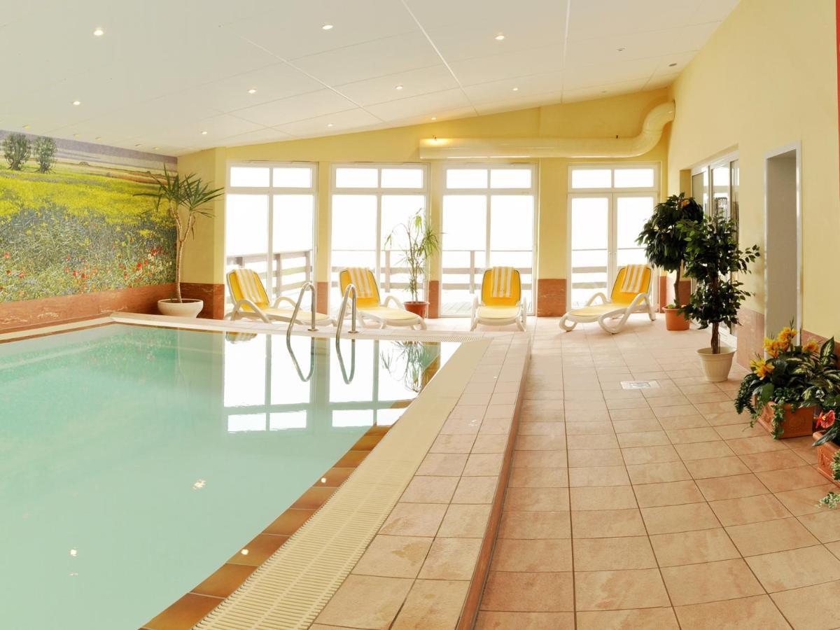 Pension Zum Riedensee Bastorf ภายนอก รูปภาพ